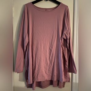 Pink long sleeve top in excellent used condition. 22/24